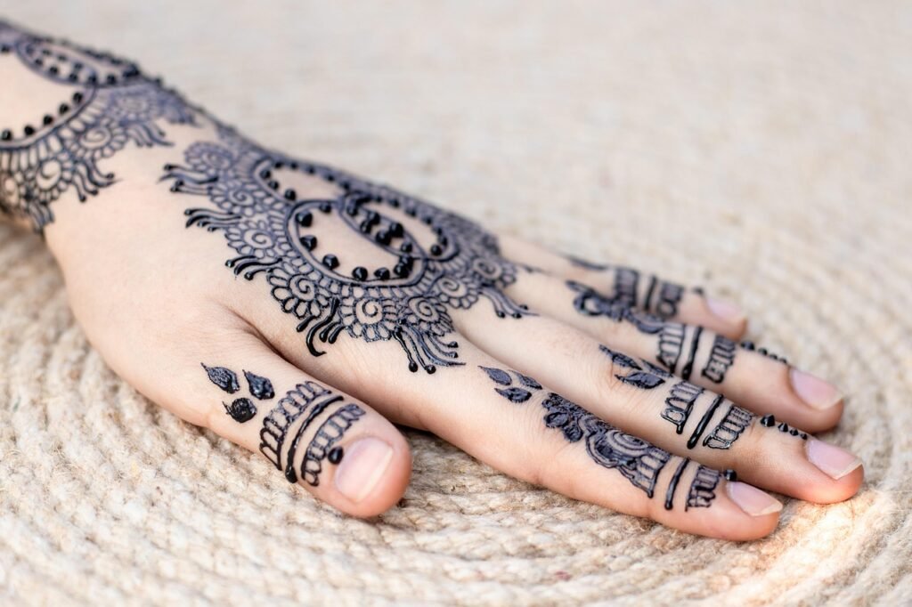 Estudio Tattoo Lady Elche mehndi design, mehndi, mehndi designs, henna, tattoo, fashion, hand painting, bracelets, tattoo simple, mehndi design, mehndi design, mehndi, mehndi designs, mehndi designs, mehndi designs, mehndi designs, mehndi designs